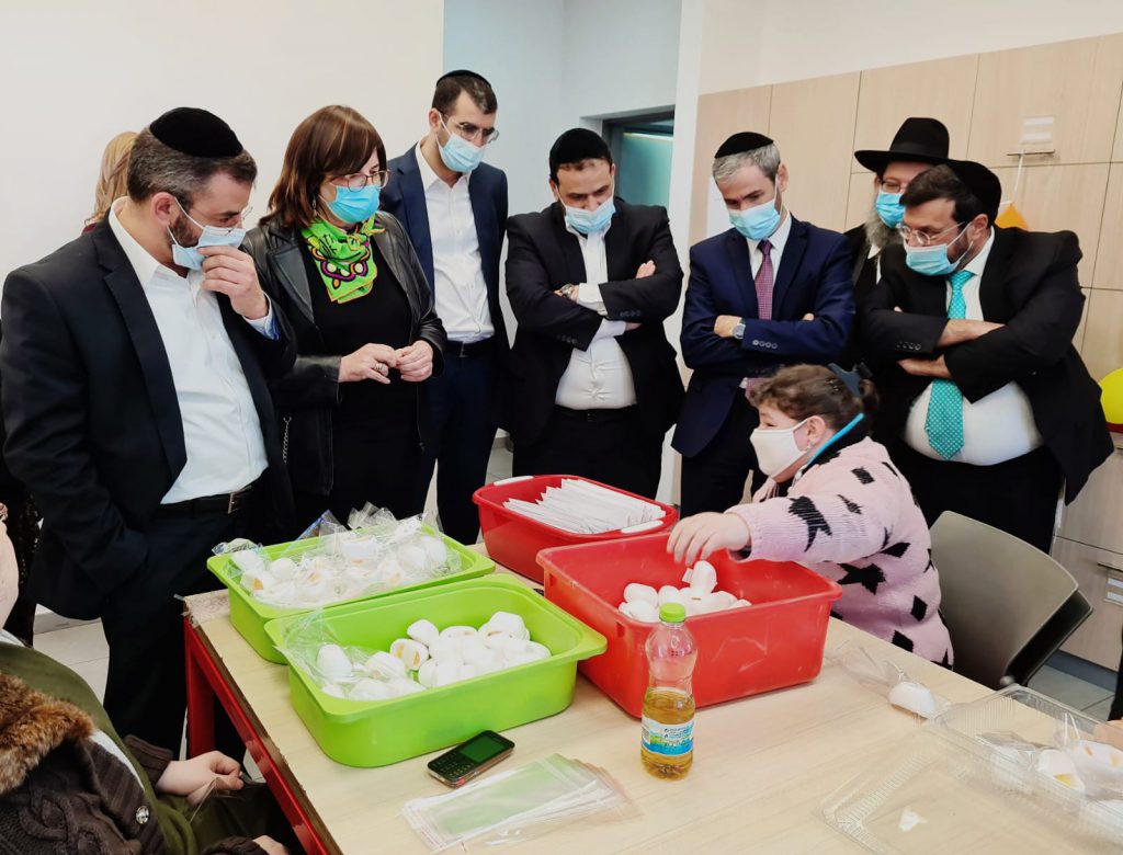 חברי מטה החינוך המיוחד קוראים להסרת חסמים ומתן עזרה לבעלי הצרכים המיוחדים